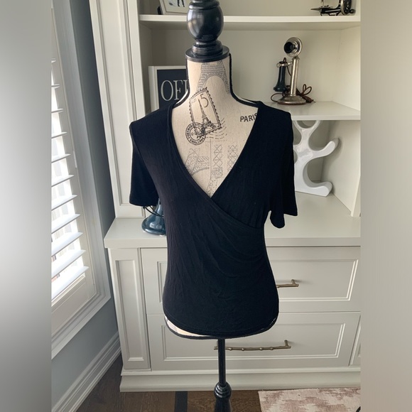 Vintage 90’S WESTERN COLLECTION Black Crossover V-Neck Short Sleeve shirt SZ M - Picture 3 of 14